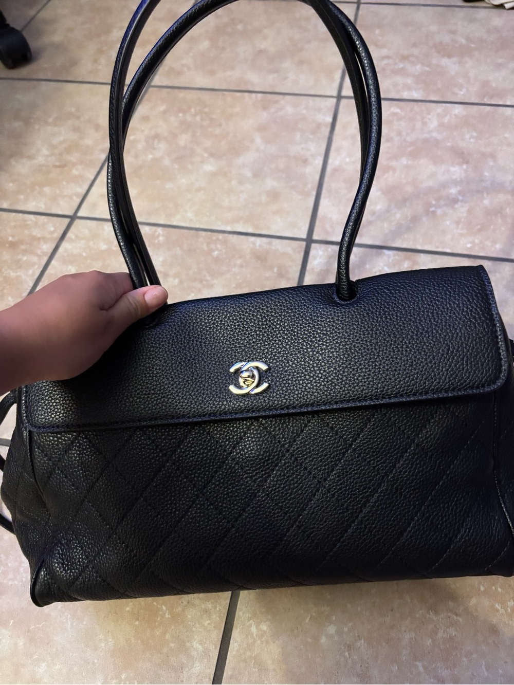 Black Quilted Leather Top-Handle Bag - Picture 6 of 6